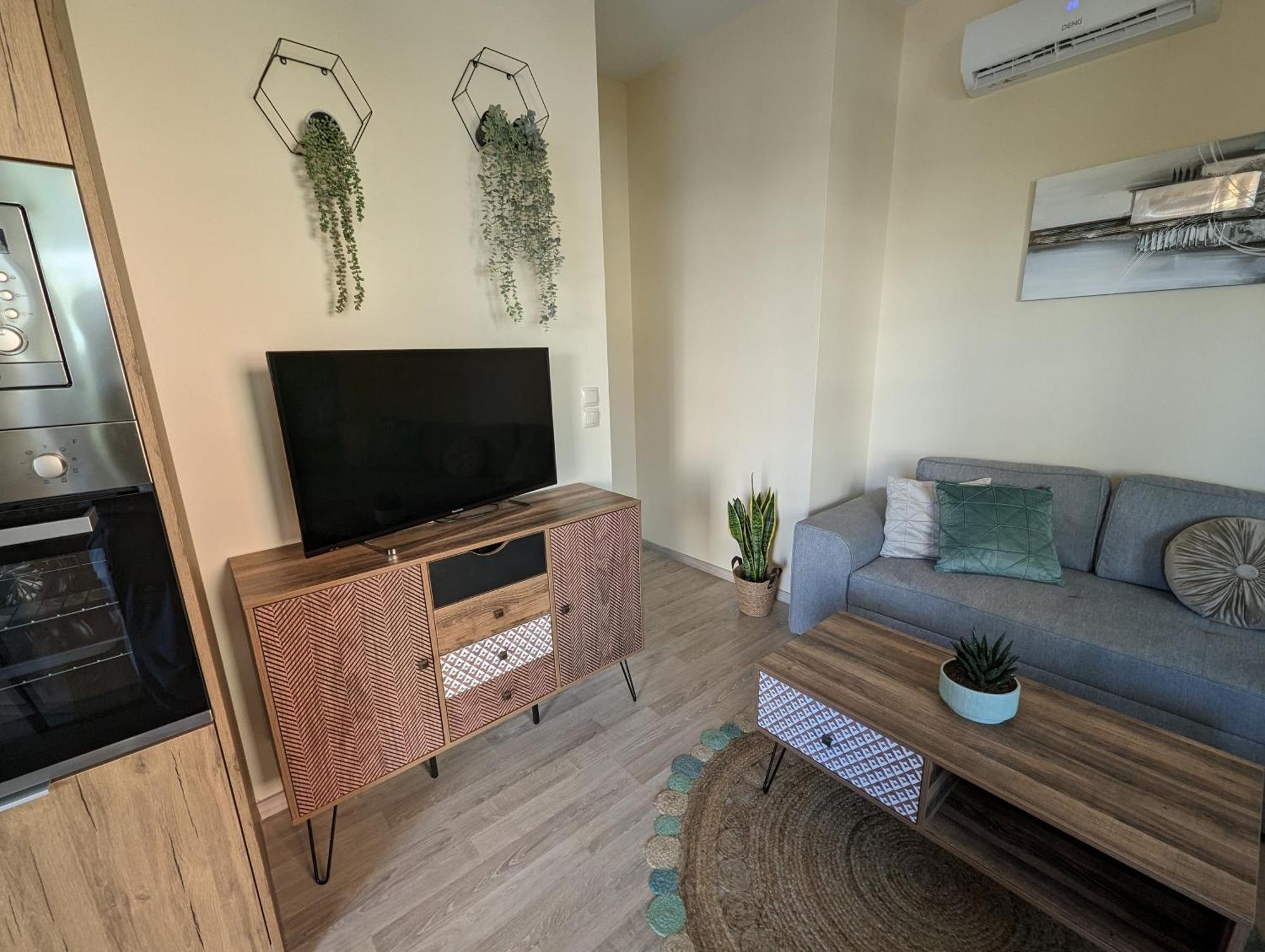 Modern Mint Sunny House Near The Airport Apartment สปาตา ภายนอก รูปภาพ