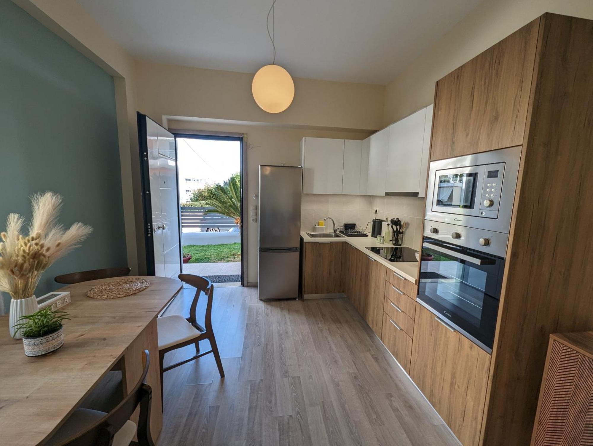 Modern Mint Sunny House Near The Airport Apartment สปาตา ภายนอก รูปภาพ